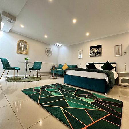 Luxury Studio Apartment Harrow on the Hill Εξωτερικό φωτογραφία