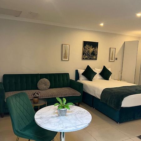 Luxury Studio Apartment Harrow on the Hill Εξωτερικό φωτογραφία