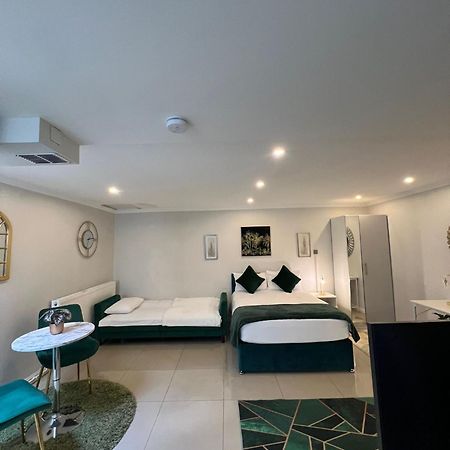 Luxury Studio Apartment Harrow on the Hill Εξωτερικό φωτογραφία