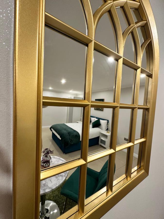 Luxury Studio Apartment Harrow on the Hill Εξωτερικό φωτογραφία