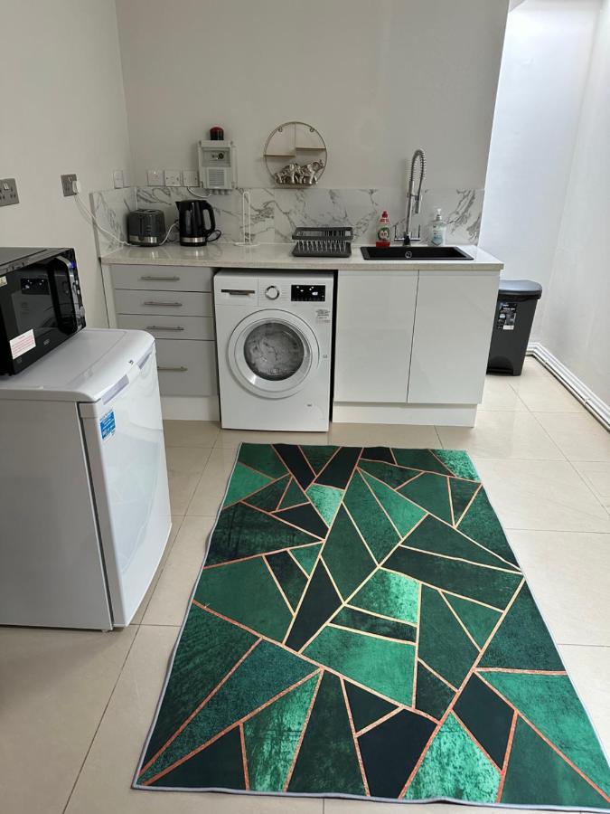 Luxury Studio Apartment Harrow on the Hill Εξωτερικό φωτογραφία