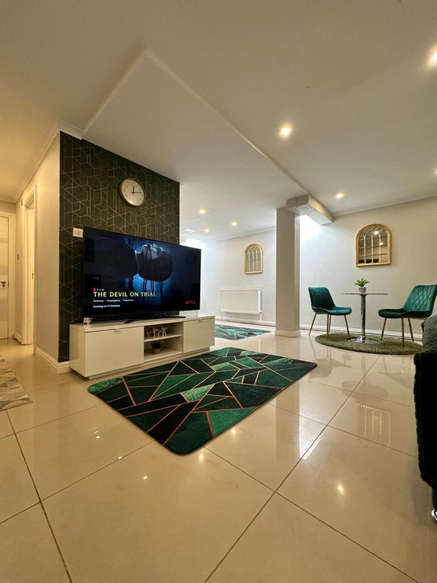 Luxury Studio Apartment Harrow on the Hill Εξωτερικό φωτογραφία