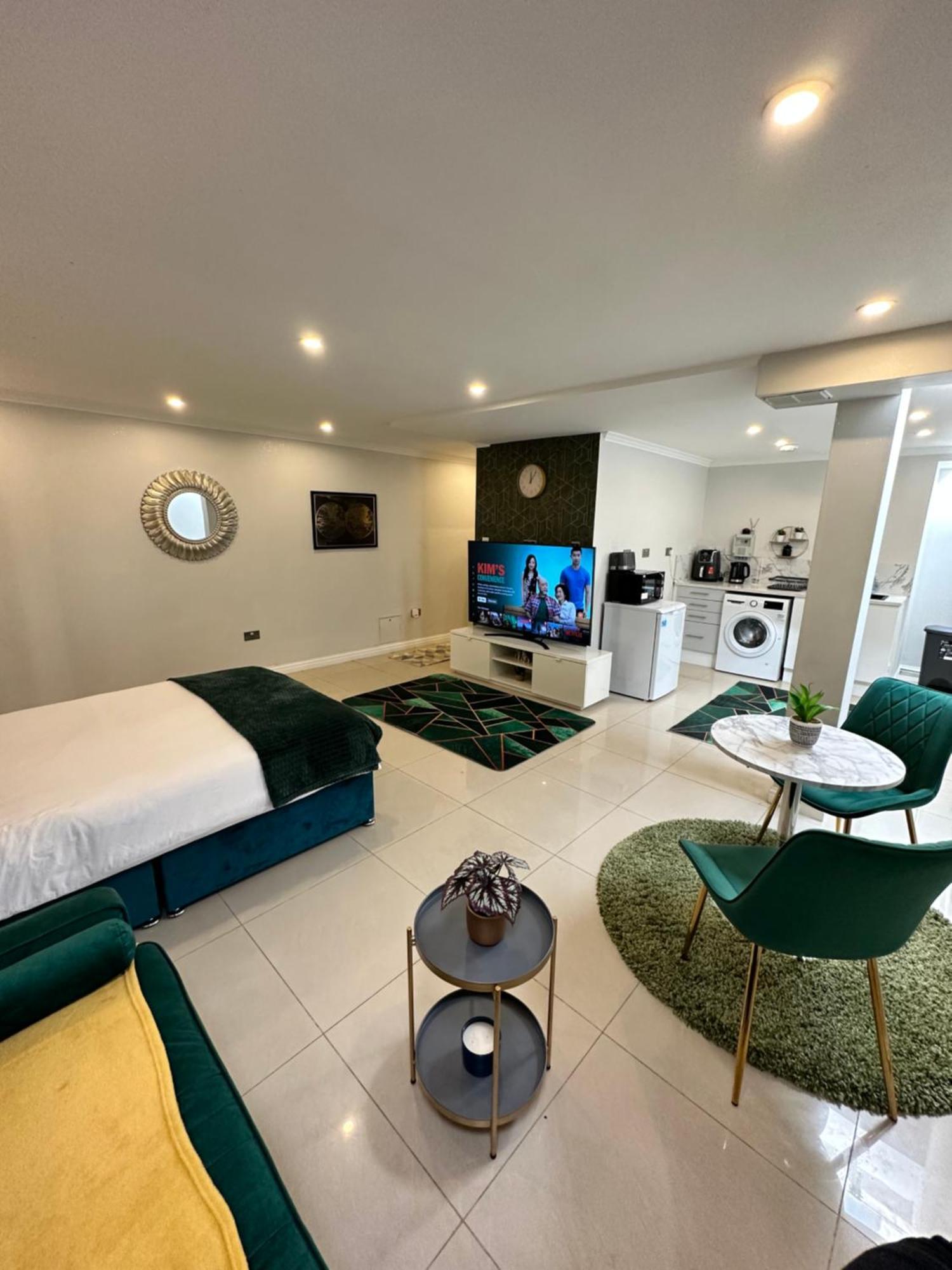Luxury Studio Apartment Harrow on the Hill Εξωτερικό φωτογραφία
