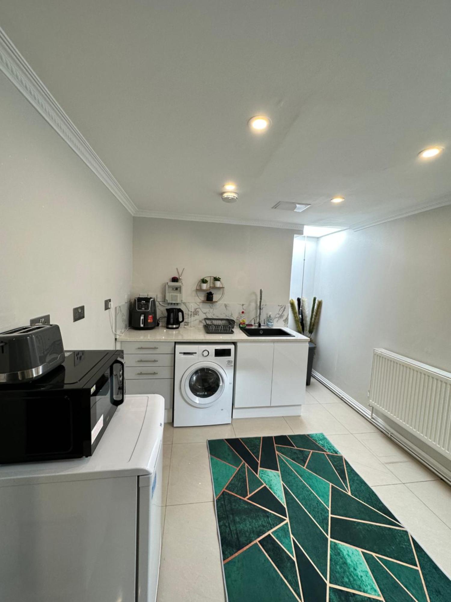 Luxury Studio Apartment Harrow on the Hill Εξωτερικό φωτογραφία