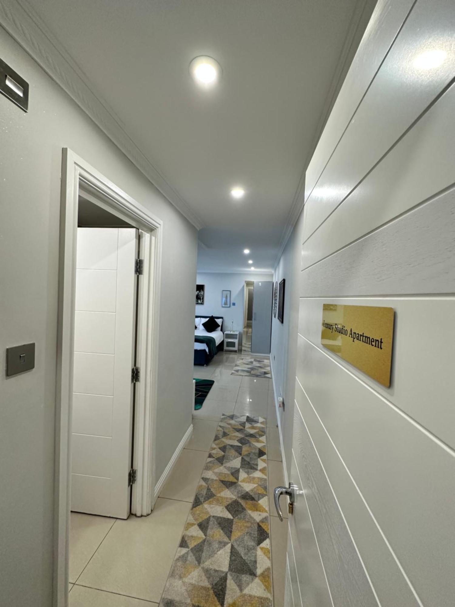 Luxury Studio Apartment Harrow on the Hill Εξωτερικό φωτογραφία