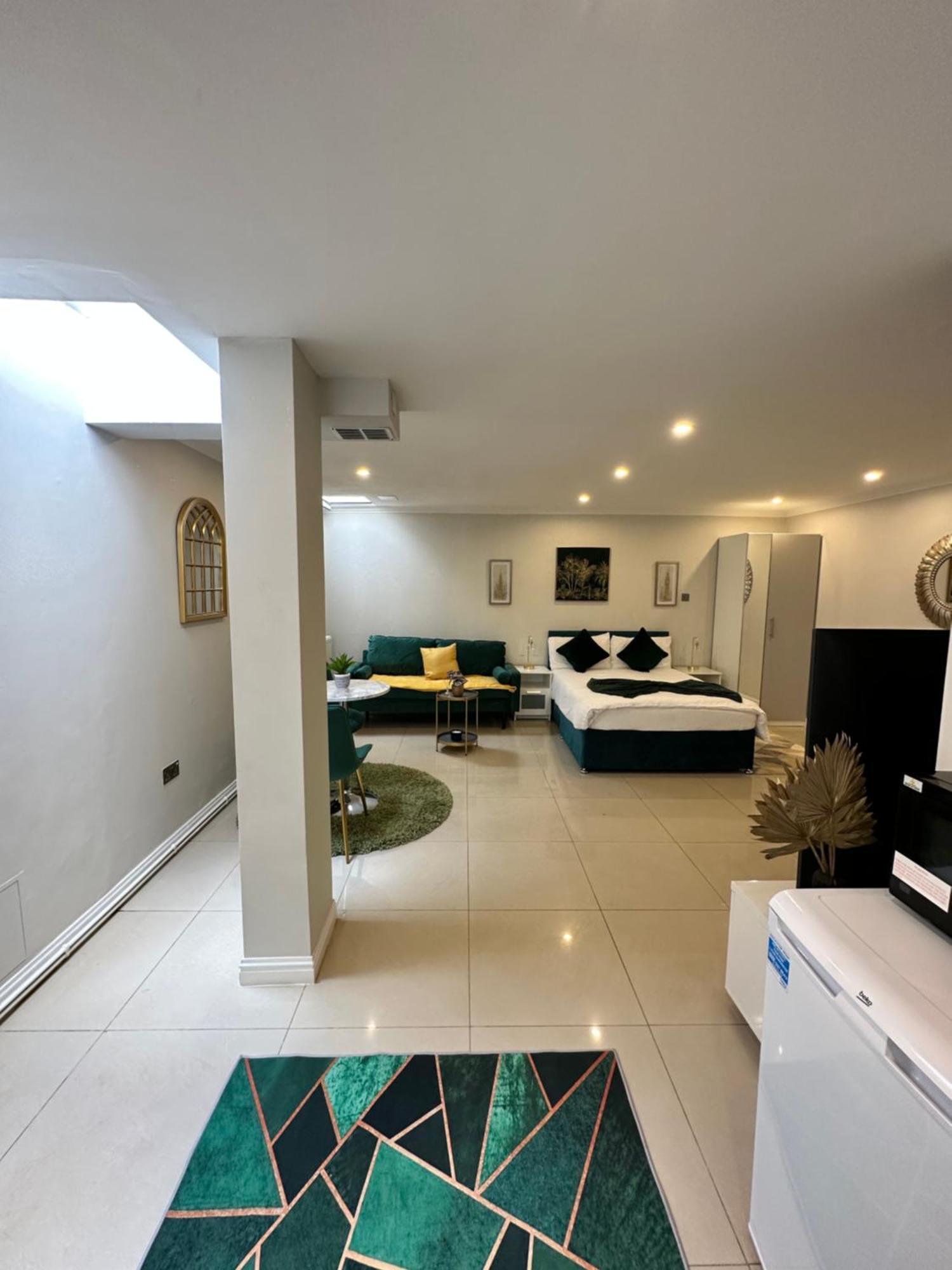 Luxury Studio Apartment Harrow on the Hill Εξωτερικό φωτογραφία
