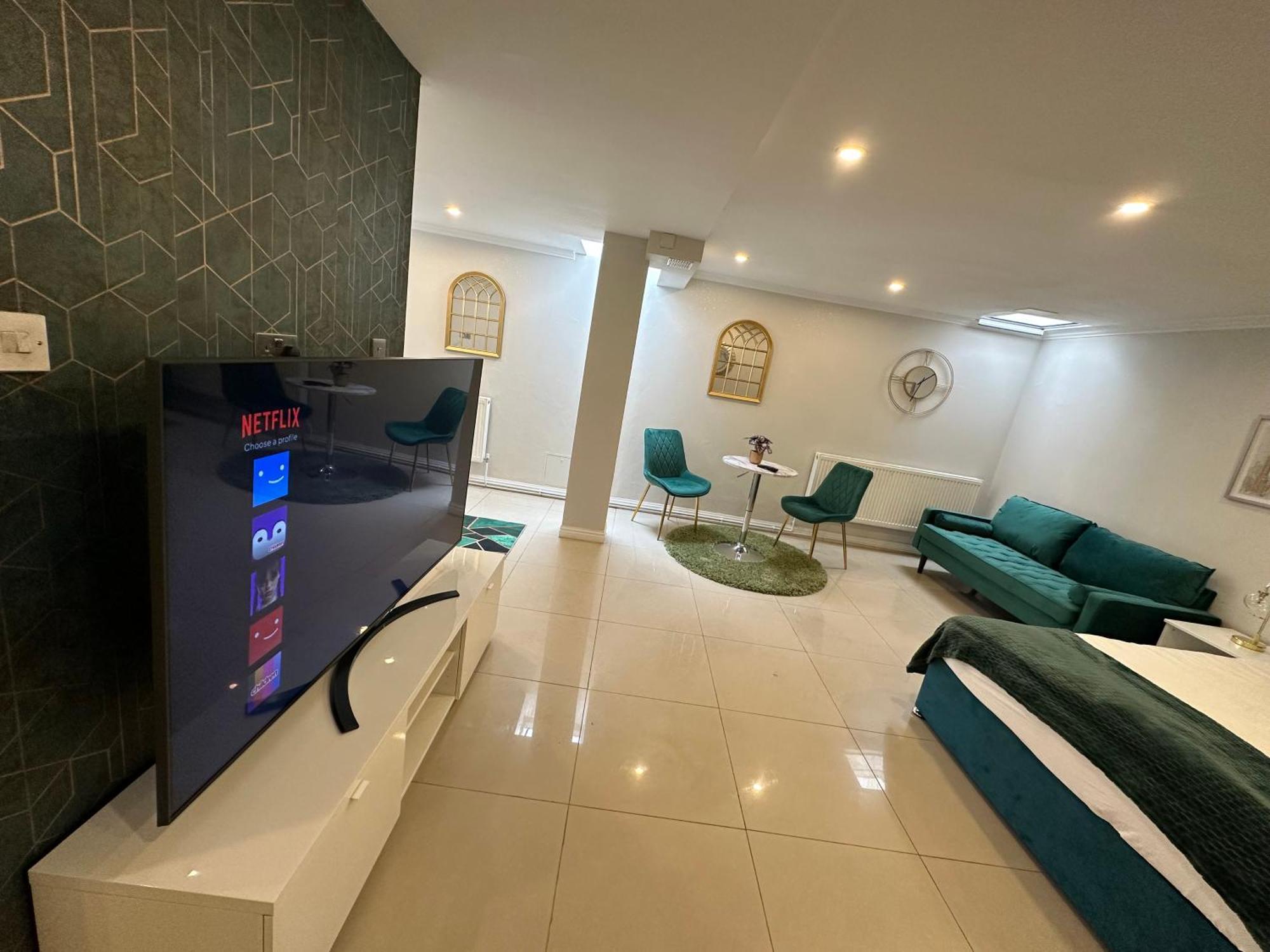 Luxury Studio Apartment Harrow on the Hill Εξωτερικό φωτογραφία