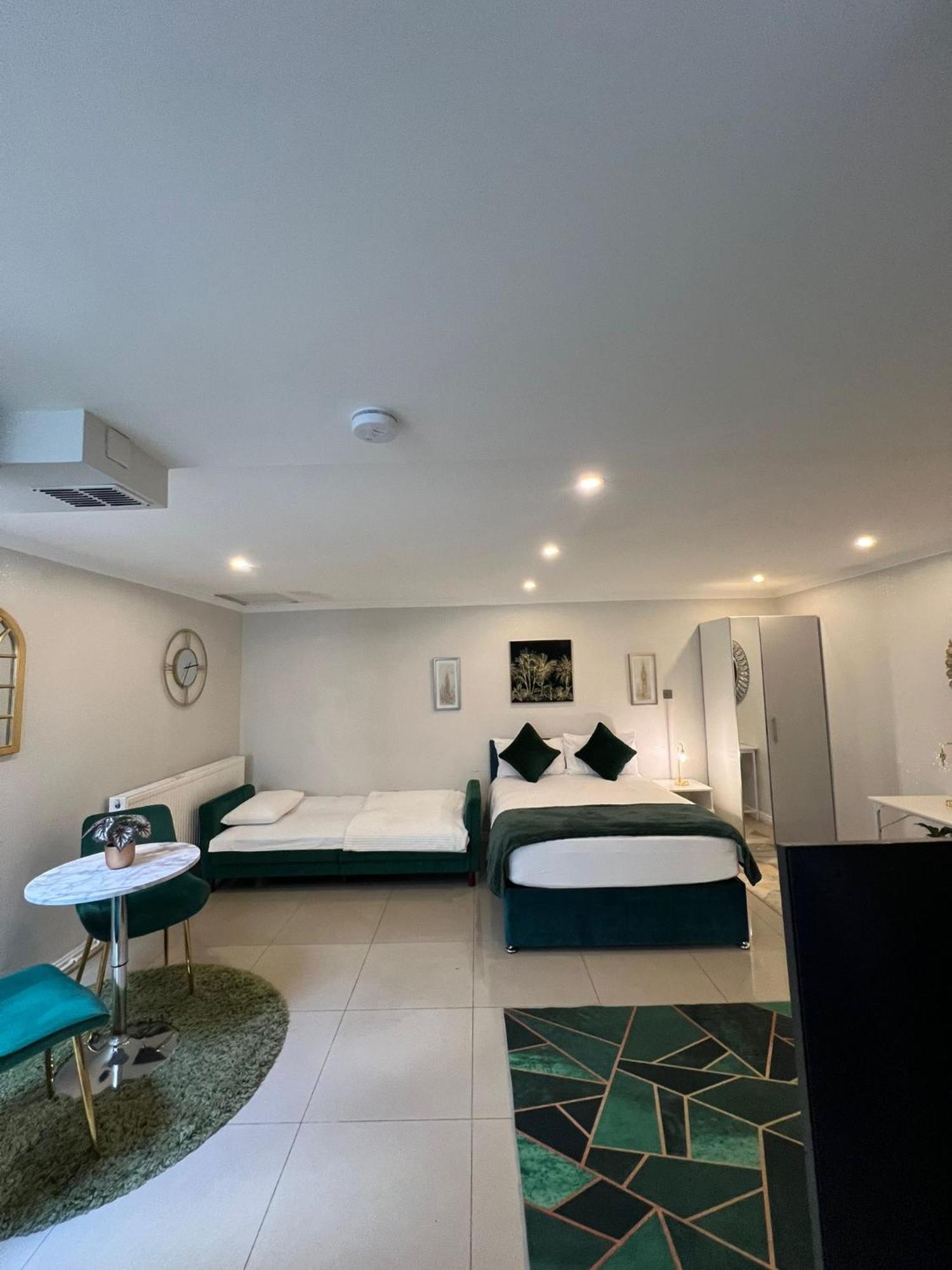 Luxury Studio Apartment Harrow on the Hill Εξωτερικό φωτογραφία