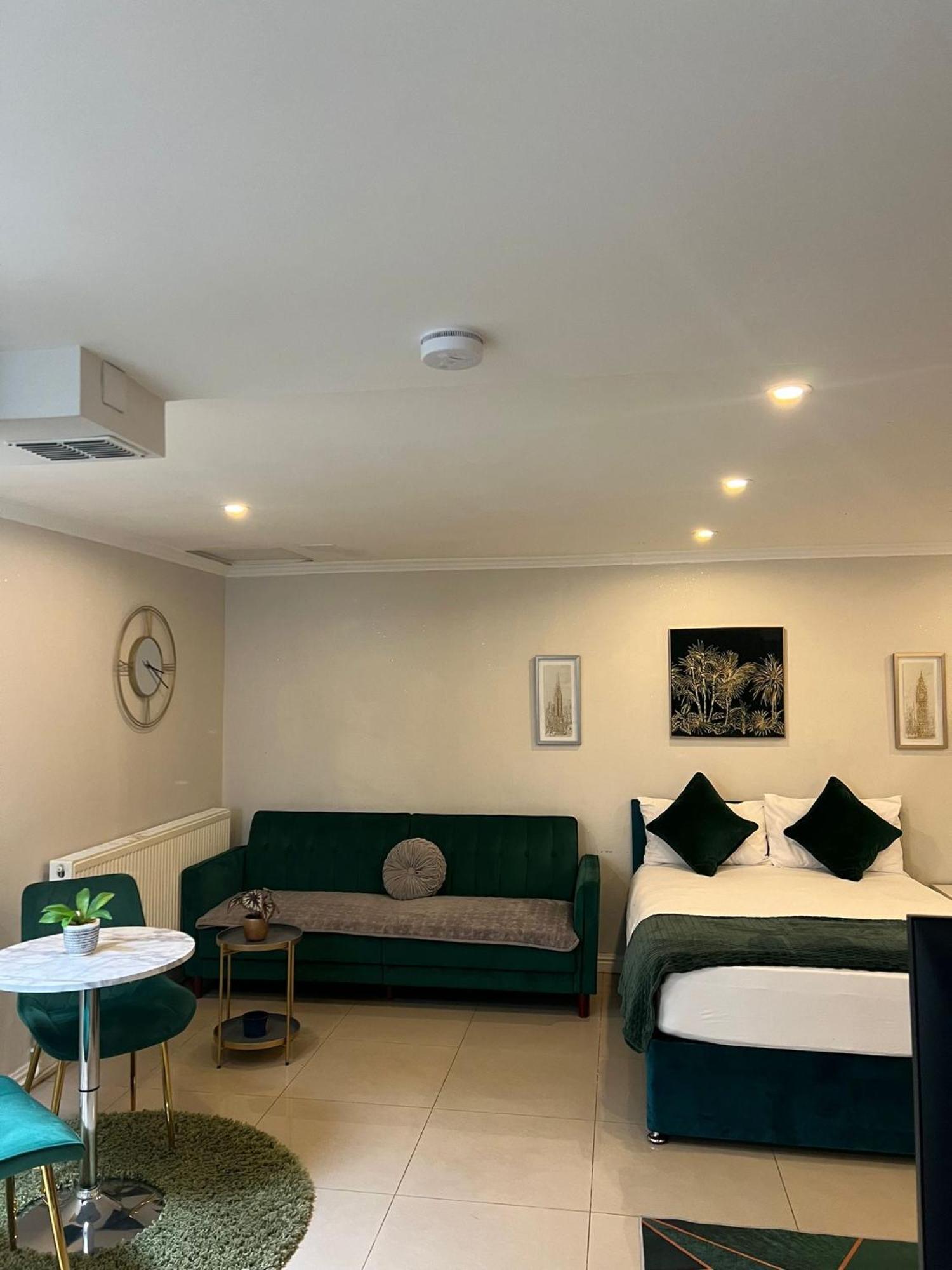 Luxury Studio Apartment Harrow on the Hill Εξωτερικό φωτογραφία